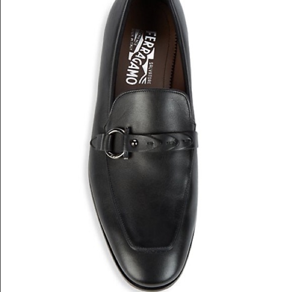 Salvatore Ferragamo Shoes | Salvatore Ferragamo Alessio Leather Loafers | Color: Black | Size: 8.5 | Runway2closet's Closet